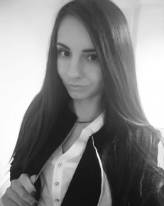 Карина Деменьшина